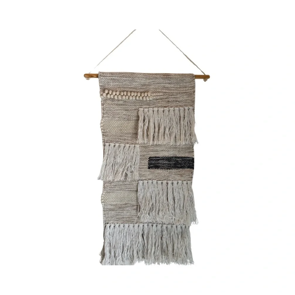NWOT Handwoven Macrame Beige and Black Wall Hanging